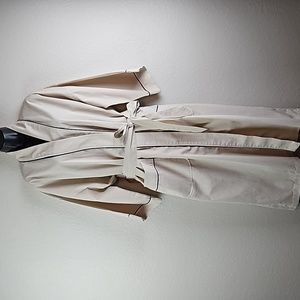 Regency | Men's Tan/White Stripes Front Pockets Self-TIe Loungewear Robe Sz Os